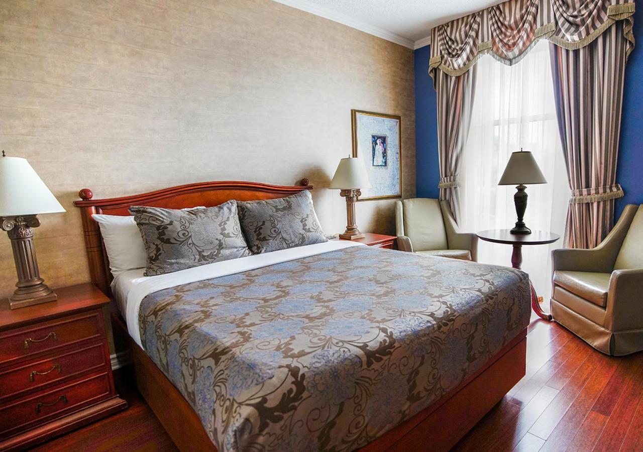 Palace Royal Hotel