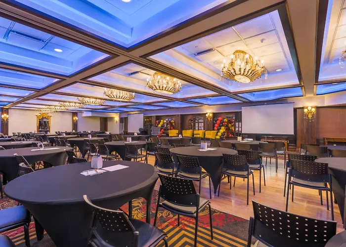 Hotel Palace Royal