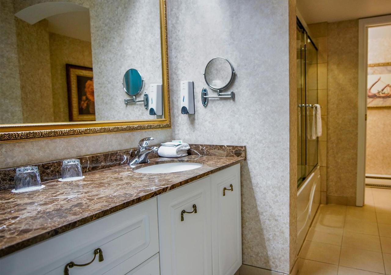 Hotel Palace Royal 4*